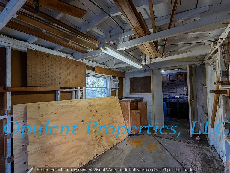 834 Savage Rd — Photo 31
