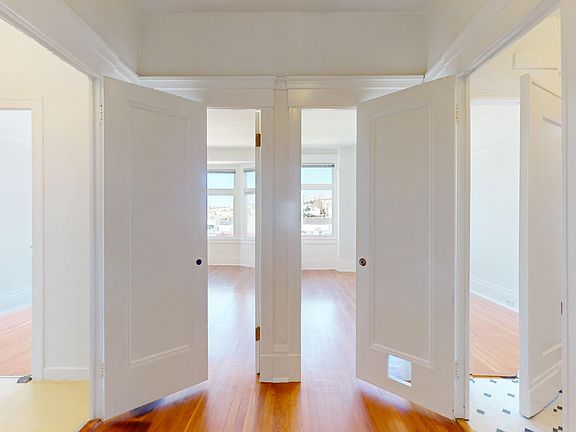 5th image of 1106 Bush St APT 701