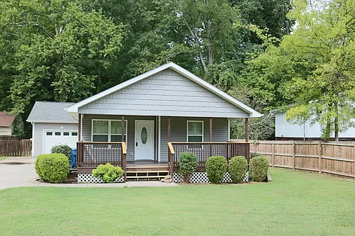 211 Martin Rd Photo 1 211 Martin Rd Photo 1