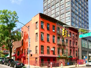 296 S 5th St #1, Brooklyn, NY 11211