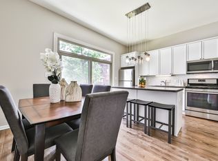 465 N Armour St, Chicago, IL 60642