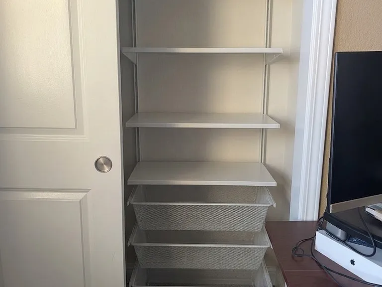 1076 N Jackson Ave — Photo 15
