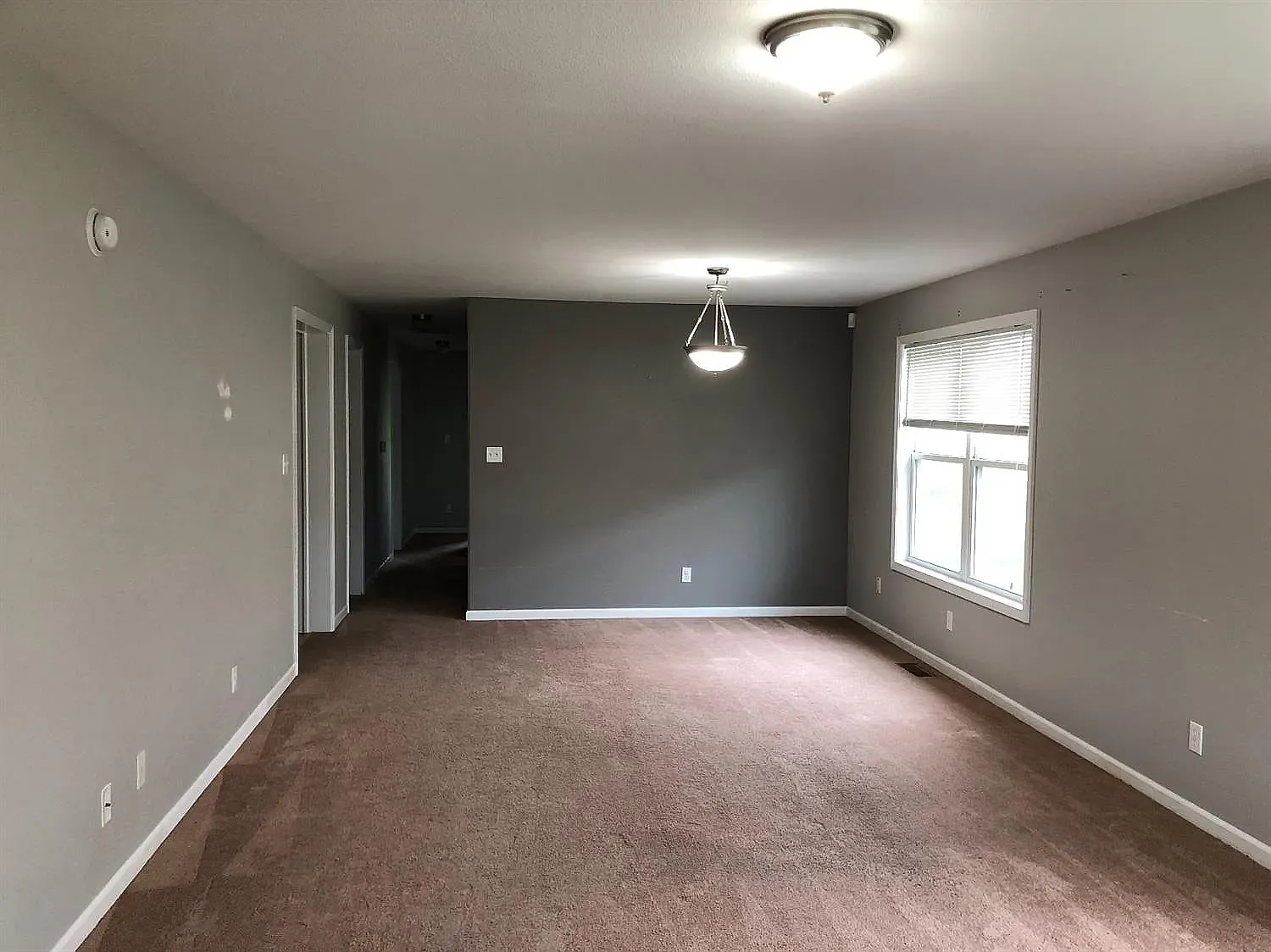 3 bed, 1300 sqft, $1,500 — Photo 4