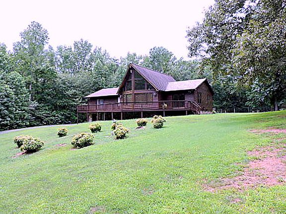 2nd image of 3044 Breezewood Dr