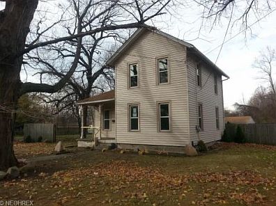 2nd image of 655 E Erie St