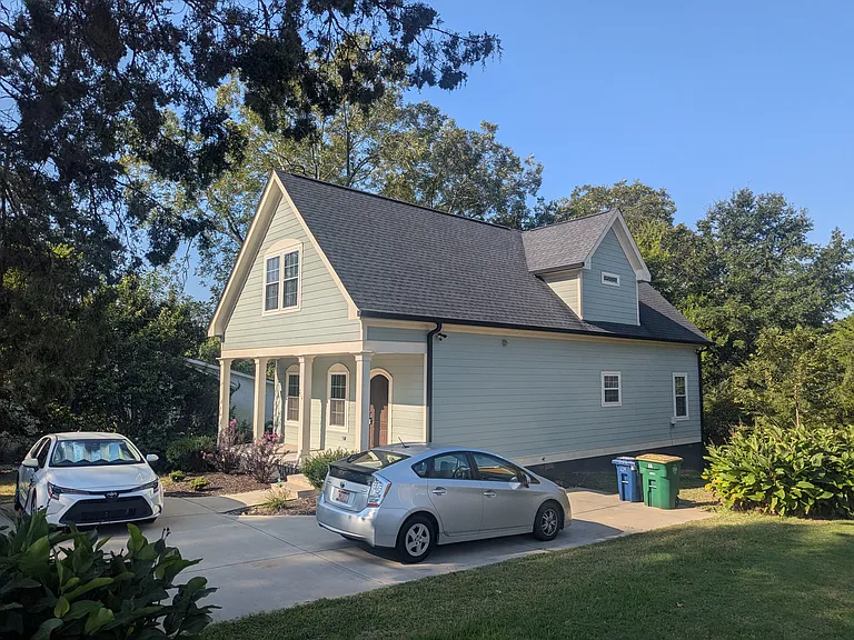214 Evans St — Photo 1