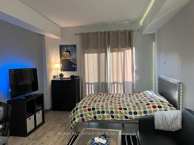 77 Leland St #208 — Photo 14