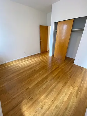 Rented by Bond New York | media 9