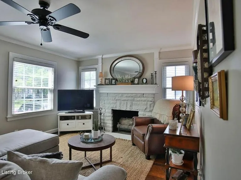 4215 Churchill Rd — Photo 3