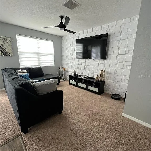 863 Grandin St — Photo 12