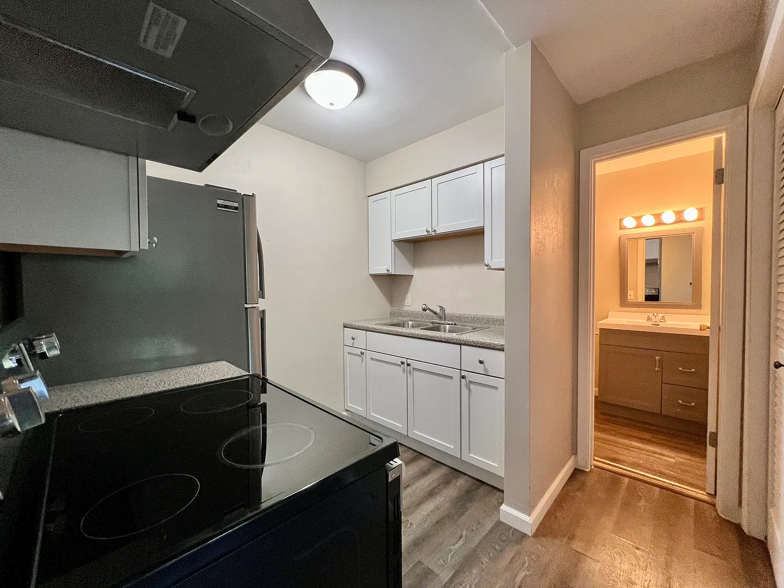 117 W Church St — Photo 3