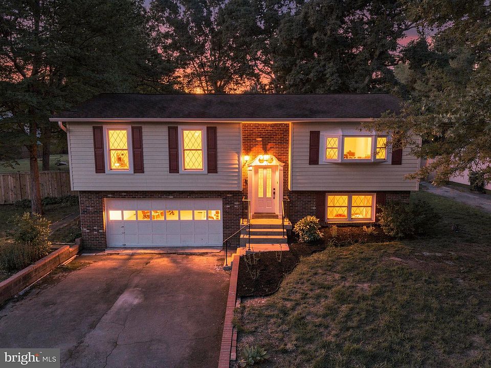 1st image of 13522 Gordon Dr