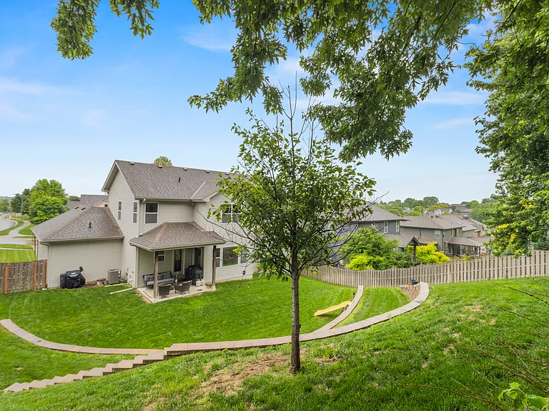 19506 Shadow Ridge Dr — Photo 47