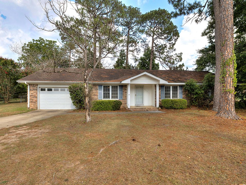 1st image of 873 Twin Lakes Dr