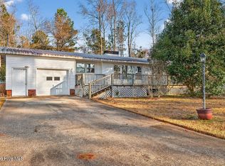128 E Sherwood Dr, Havelock, NC 28532