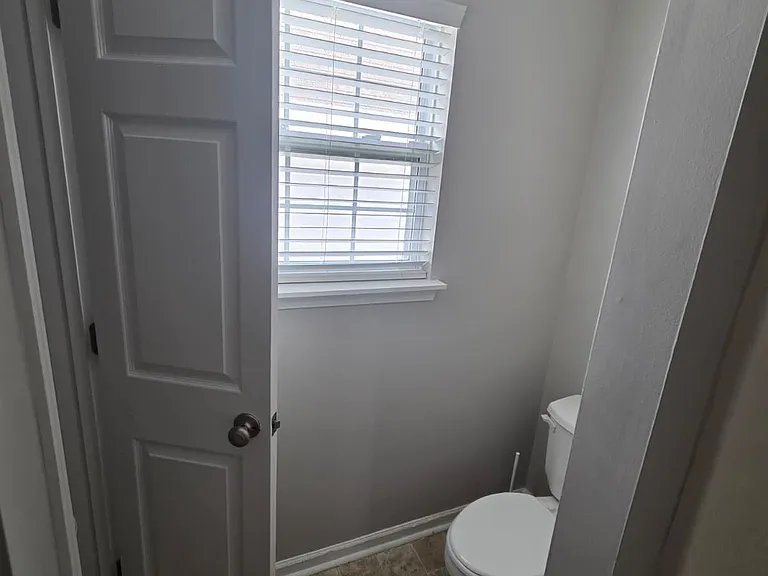2708 Rozzelles Landing Dr — Photo 13