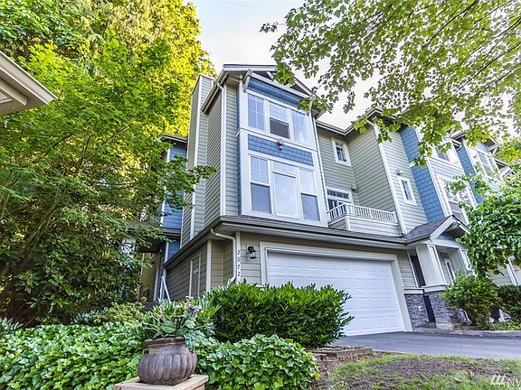 2nd image of 2072 Newport Way NW #161