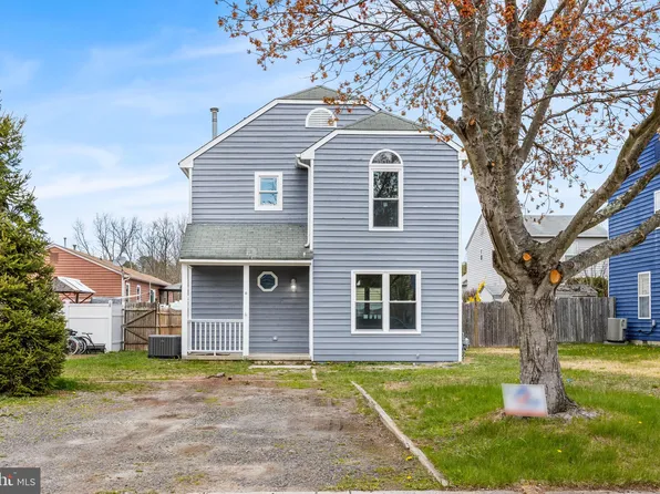 6 Plymouth Ter, Egg Harbor Township, NJ 08234