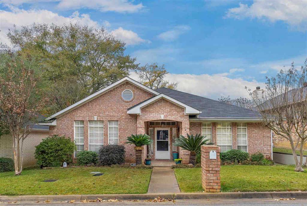 815 Montreal Dr, Longview, TX 75601 Zillow