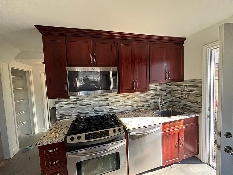 303 West Ln — Photo 13