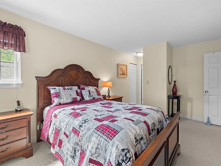 700 Brookside Dr #J — Photo 19