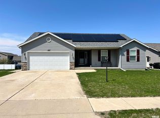 1627 Savile Ln, Washington, IL