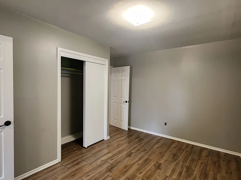 6408 NW 23rd St — Photo 15