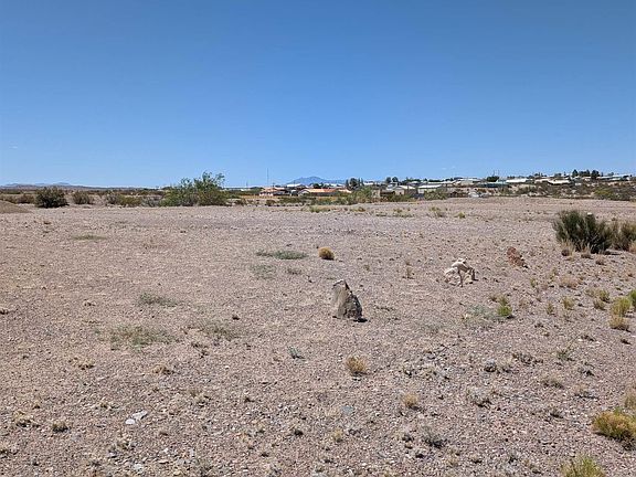 5th image of 225 Mesa Grande Rd