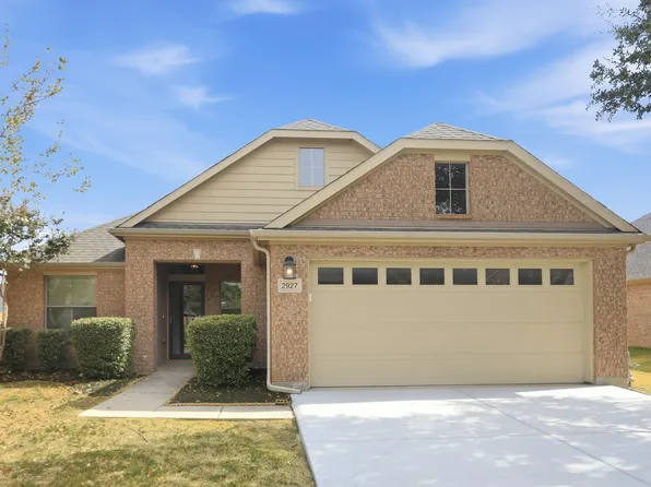 2927 Albares, Grand Prairie, TX 75054
