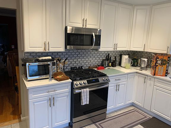 2nd image of 765 Midland Ave Floor 2