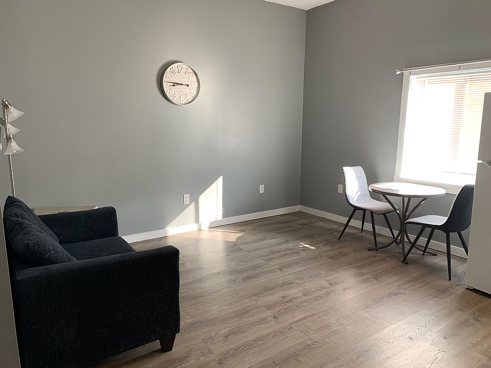 1st image of 1426 Linden St #B