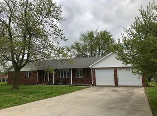 301 S Pershing Rd, Brookfield, MO 64628
