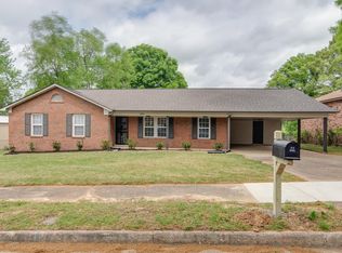 4054 Stillwood Dr, Memphis, TN 38128