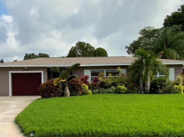 6387 17th Ter N, Saint Petersburg, FL 33710
