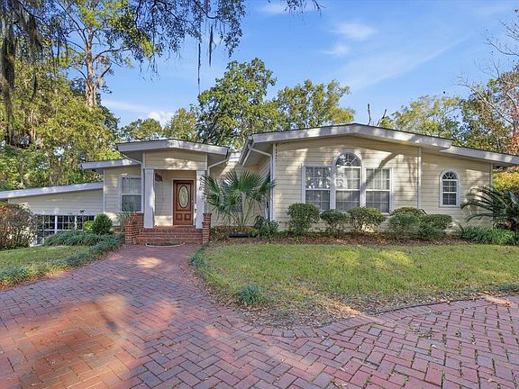 5th image of 816 Shell St