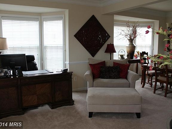 4th image of 209 Darden Ct W