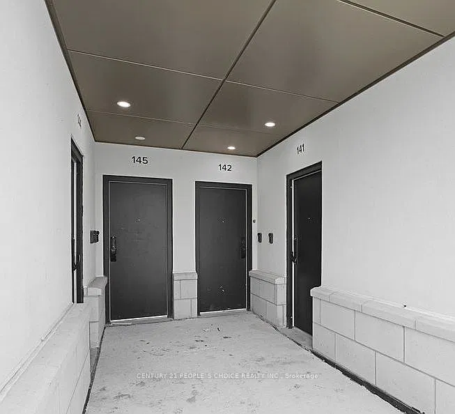 2 bed, $3,200 — Photo 3