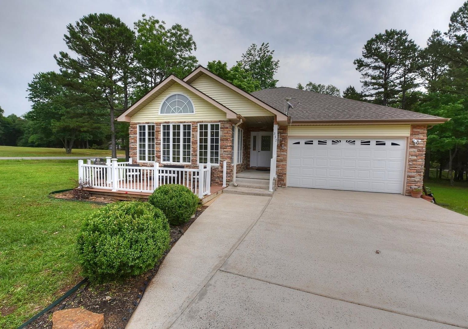332 Castle Ridge Hts, Fairfield Bay, AR 72088 Zillow