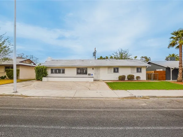 1909 E Saint Louis Ave, Las Vegas, NV 89104