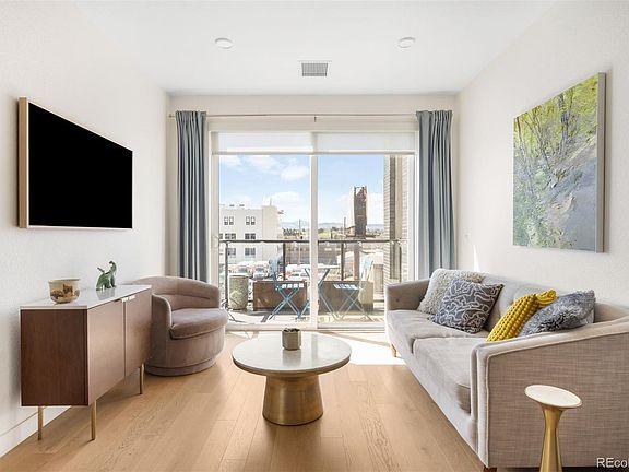 3rd image of 1616 S Broadway #302