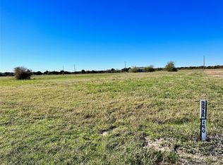 290 Cowboy Dr, Corsicana, TX 75109