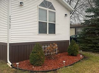 49962 Braintree Ct, Shelby Township, MI 48315