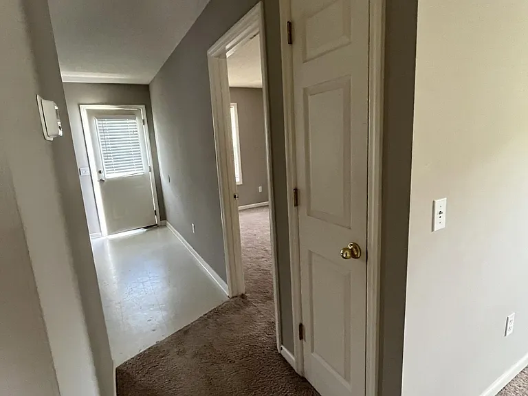 137 Briar Cir #137 — Photo 9