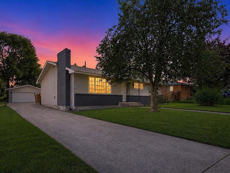 1st image of 724 W Carolina Way