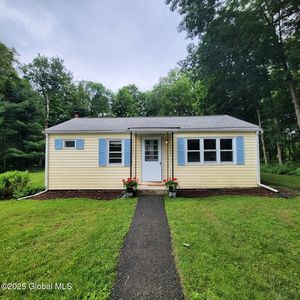 639 County Rd 7, East Schodack, NY, 12063