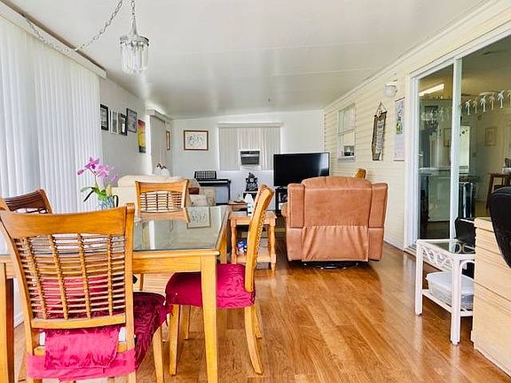 3rd image of 25972 Dandelion Ct