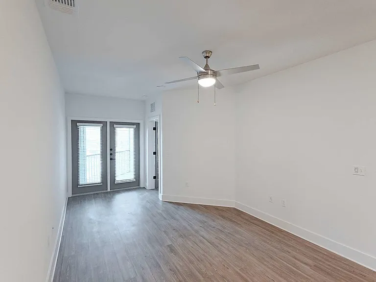 The Parian Luxury Apartments — Photo 83