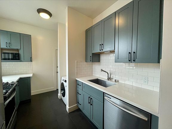 5th image of 722-724 Clement St #722B