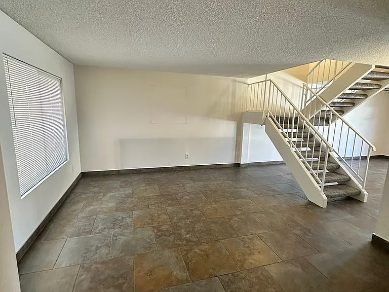 5805 W Evans Dr — Photo 7