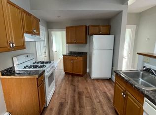 79 Phillips St #2L, Beverly, MA 01915